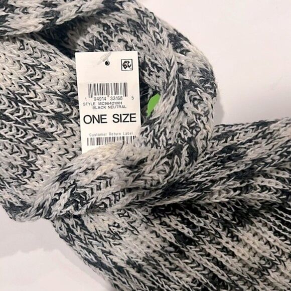 New Style Co Space-Dye Infinity Scarf Black Neutral, women's accessories - Picture 6 of 6